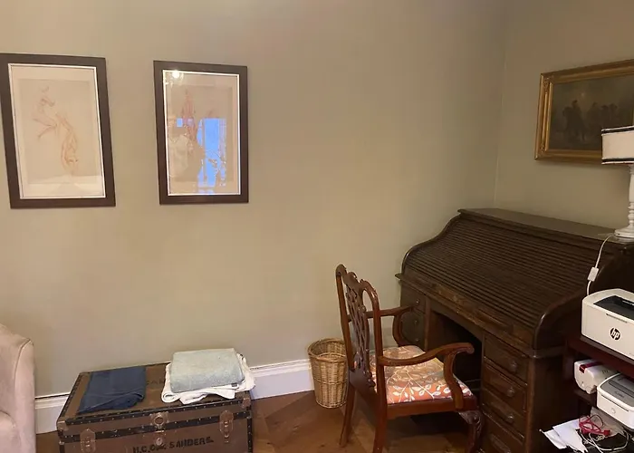 Chelsea Manor Studio